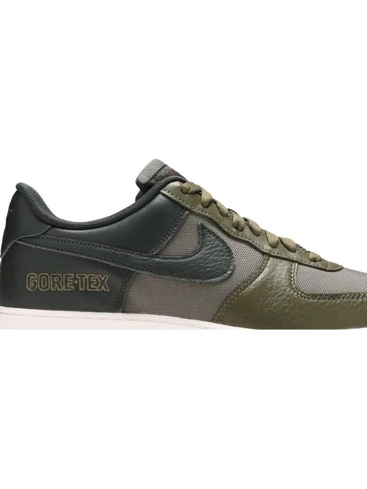 Кроссовки Nike Air Force 1 GTX 'Medium Olive' — изображение 2 из 8, зеленый