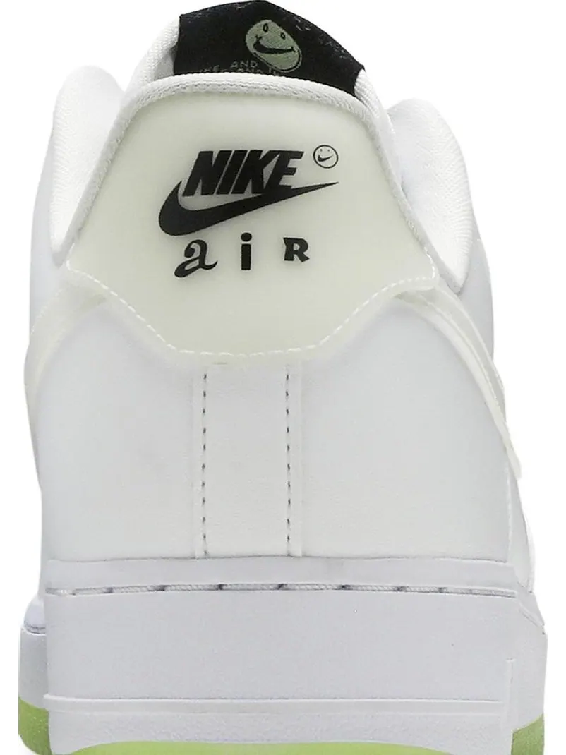 Кроссовки Nike Wmns Air Force 1 '07 LX 'Have A Nike Day' — изображение 7 из 8, белый