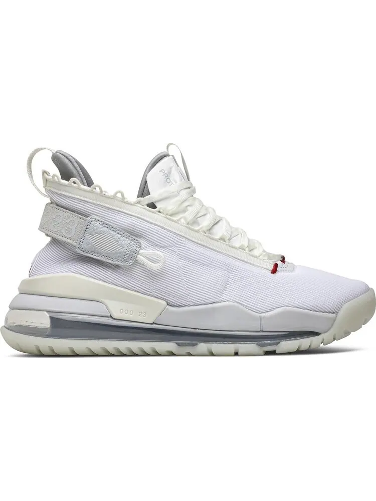 Кроссовки Sneakersnstuff x Jordan Proto Max 720 Past, Present, Future — изображение 1 из 8, белый
