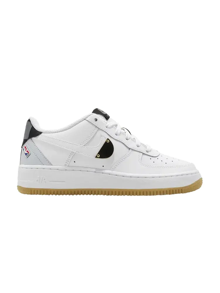 Кроссовки Nike NBA x Air Force 1 LV8 1 HO20 GS — изображение 1 из 1, белый