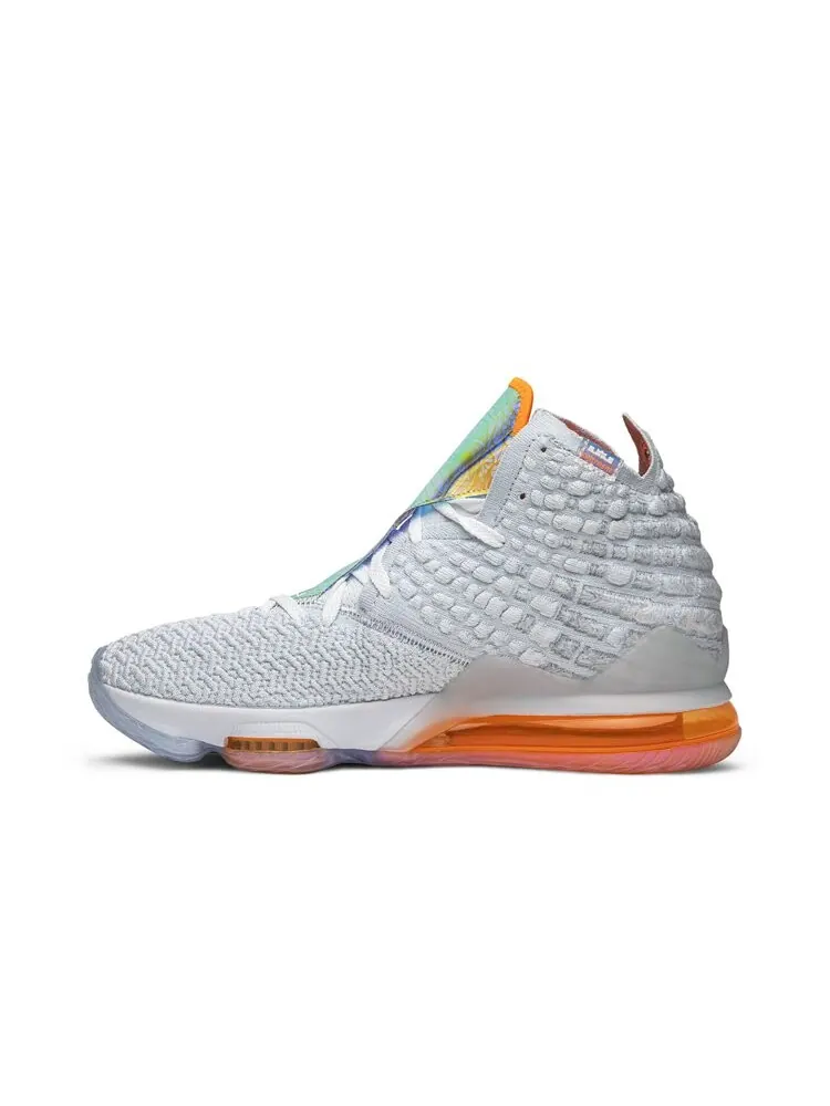 Кроссовки Nike LeBron 17 LMTD 'Future Air' — изображение 3 из 4, белый