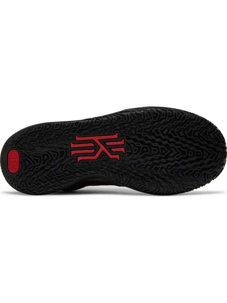 Кроссовки Nike Kyrie 7 GS 'Bred' — изображение 4 из 8, черный