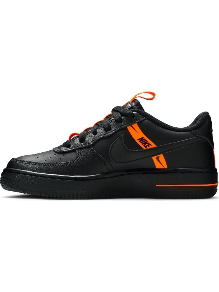 Кроссовки Nike Air Force 1 LV8 KSA GS 'Worldwide Pack - Black Total Orange' — изображение 3 из 8, черный