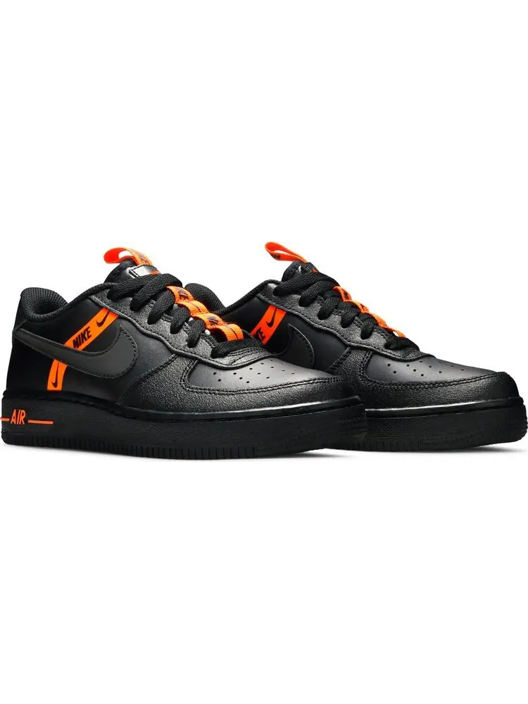 Кроссовки Nike Air Force 1 LV8 KSA GS 'Worldwide Pack - Black Total Orange' — изображение 8 из 8, черный