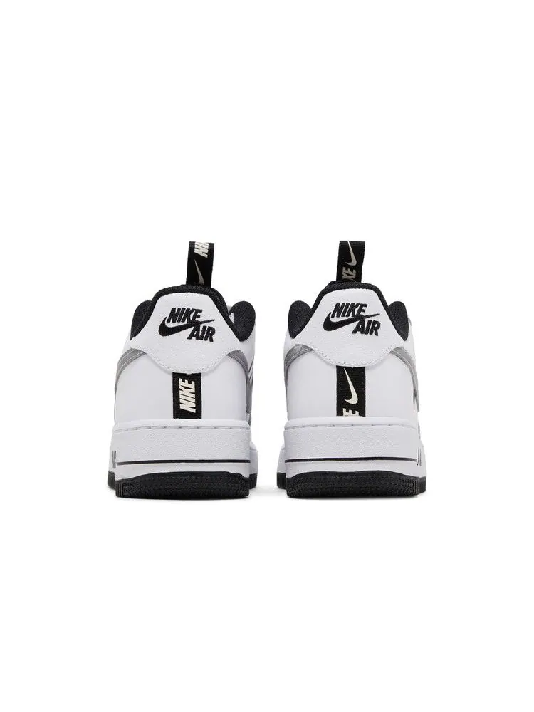 Кроссовки Nike Air Force 1 LV8 KSA GS 'Worldwide Pack - White Reflect Silver' — изображение 7 из 9, белый/черный/серебристый