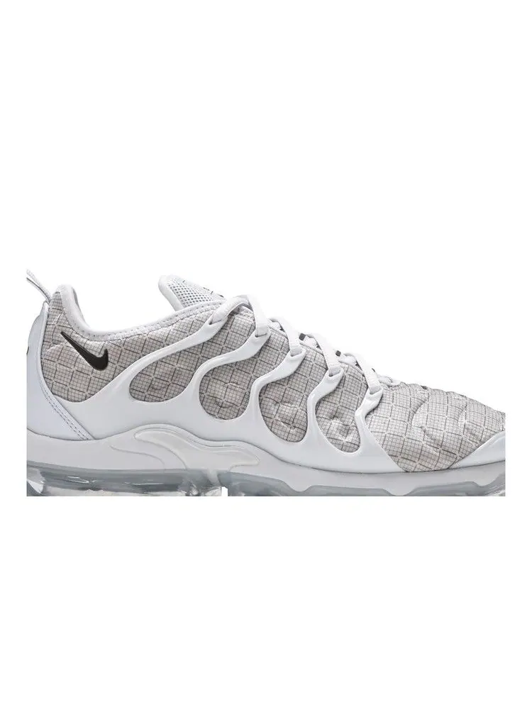 Кроссовки Nike Air VaporMax Plus 'Pure Platinum' — изображение 3 из 9, платиновый/черный