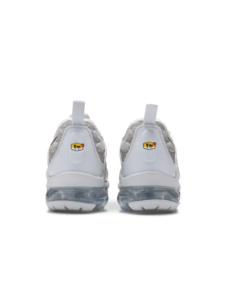 Кроссовки Nike Air VaporMax Plus 'Pure Platinum' — изображение 7 из 9, платиновый/черный