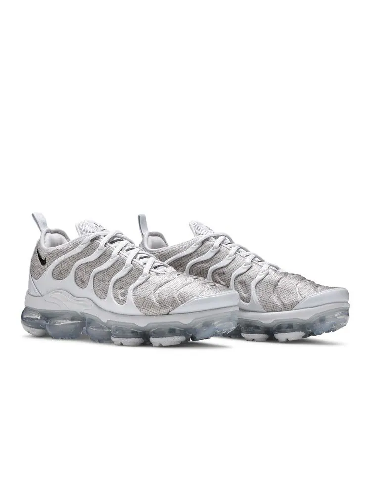 Кроссовки Nike Air VaporMax Plus 'Pure Platinum' — изображение 9 из 9, платиновый/черный