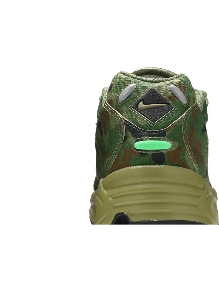 Кроссовки Nike Air Max Triax 96 SP 'Camo' — изображение 7 из 8, зеленый