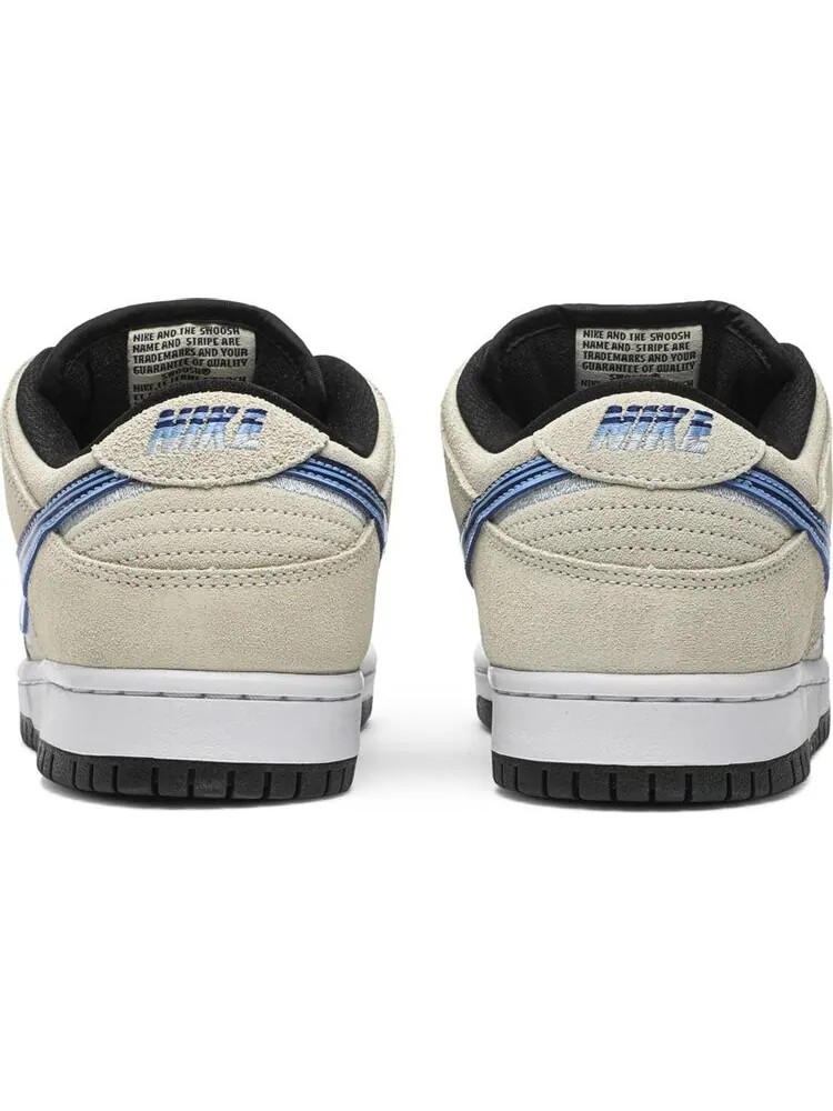 Кроссовки Nike Dunk SB Low 'Truck It' — изображение 6 из 8, белый