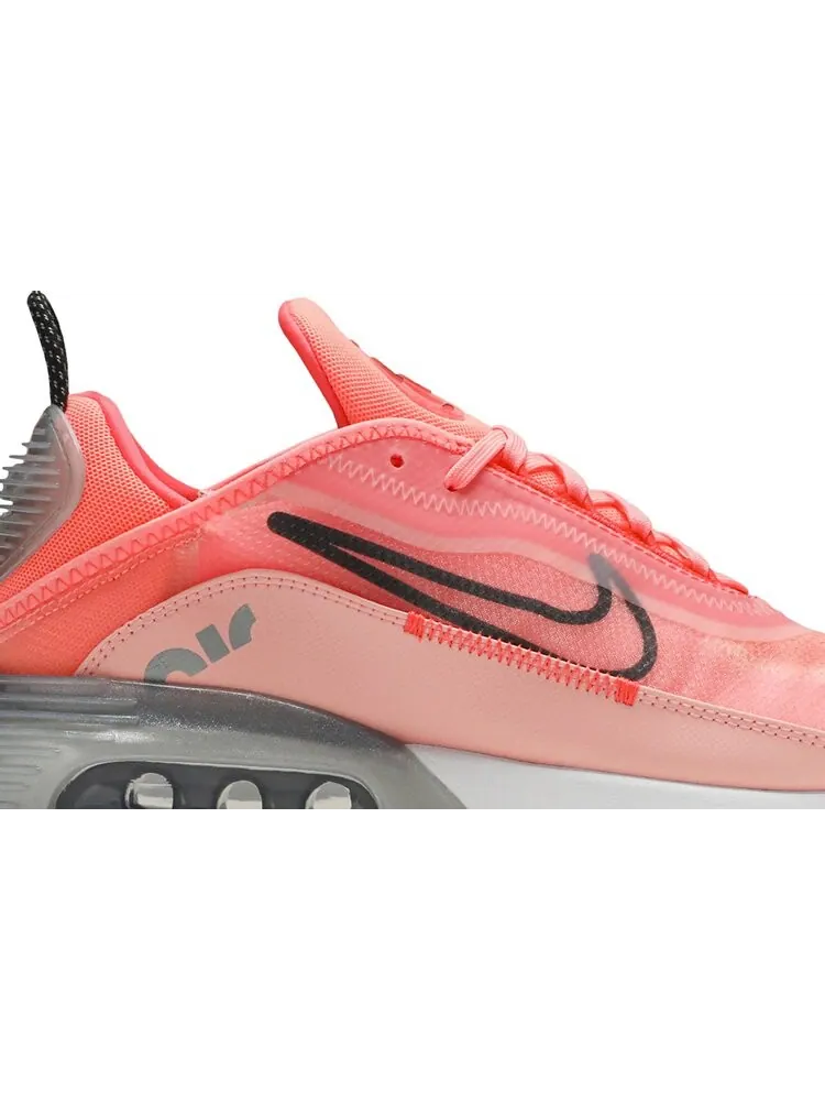 Кроссовки Nike Wmns Air Max 2090 'Bleached Coral' — изображение 2 из 8, оранжевый