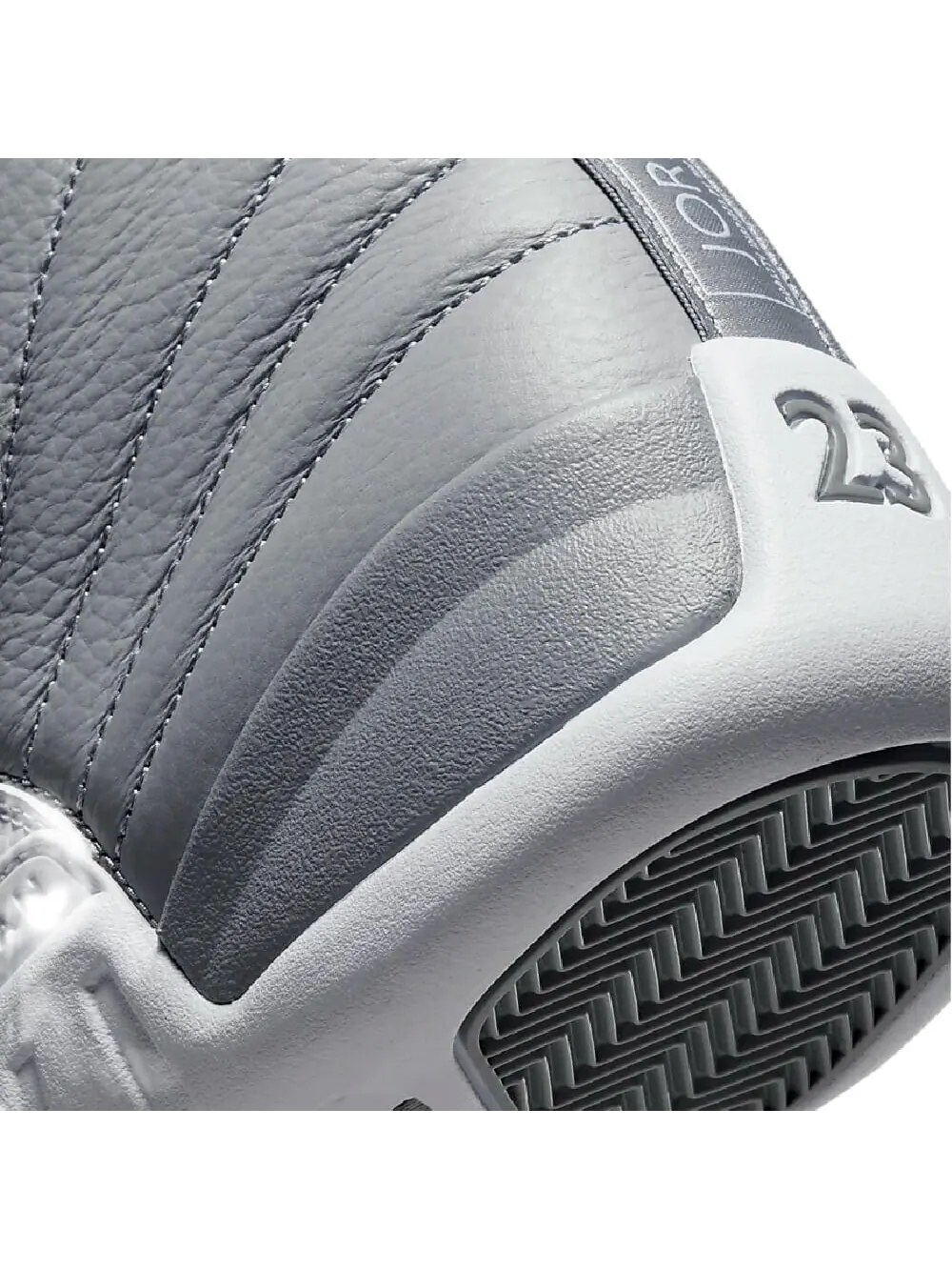 Кроссовки Nike Air Jordan 12 Retro — изображение 8 из 8, серый
