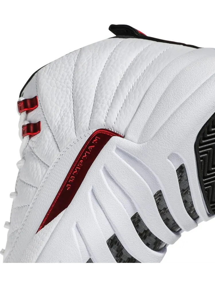 Кроссовки Air Jordan 12 Retro Twist — изображение 10 из 10, белый