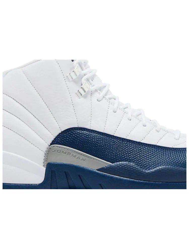 Кроссовки Air Jordan 12 Retro 'French Blue' 2025 — изображение 2 из 8, белый
