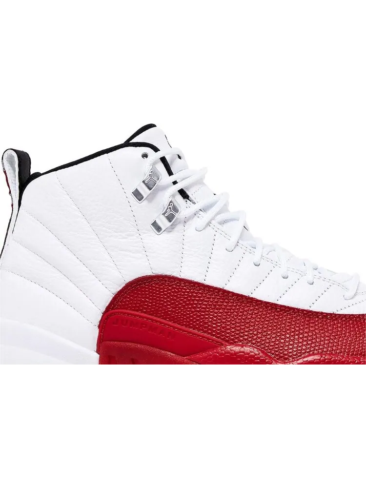 Кроссовки Air Jordan 12 Retro 'Cherry' 2023 — изображение 2 из 4, белый