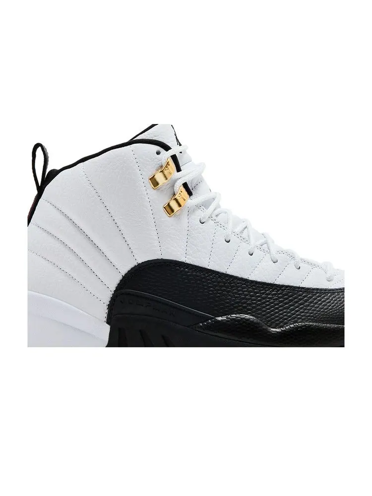 Кроссовки Air Jordan 12 Retro, Taxi 2025 — изображение 2 из 10, белый