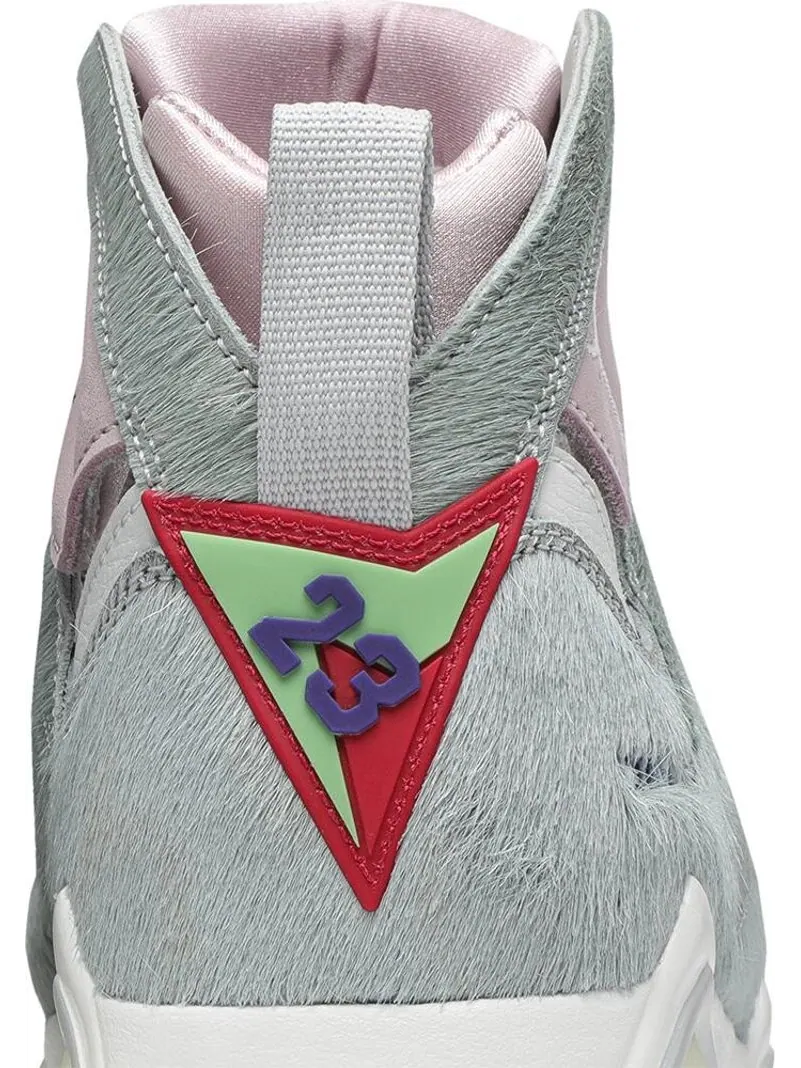 Кроссовки Air Jordan 7 Retro SE Hare 2.0 — изображение 7 из 8, серый
