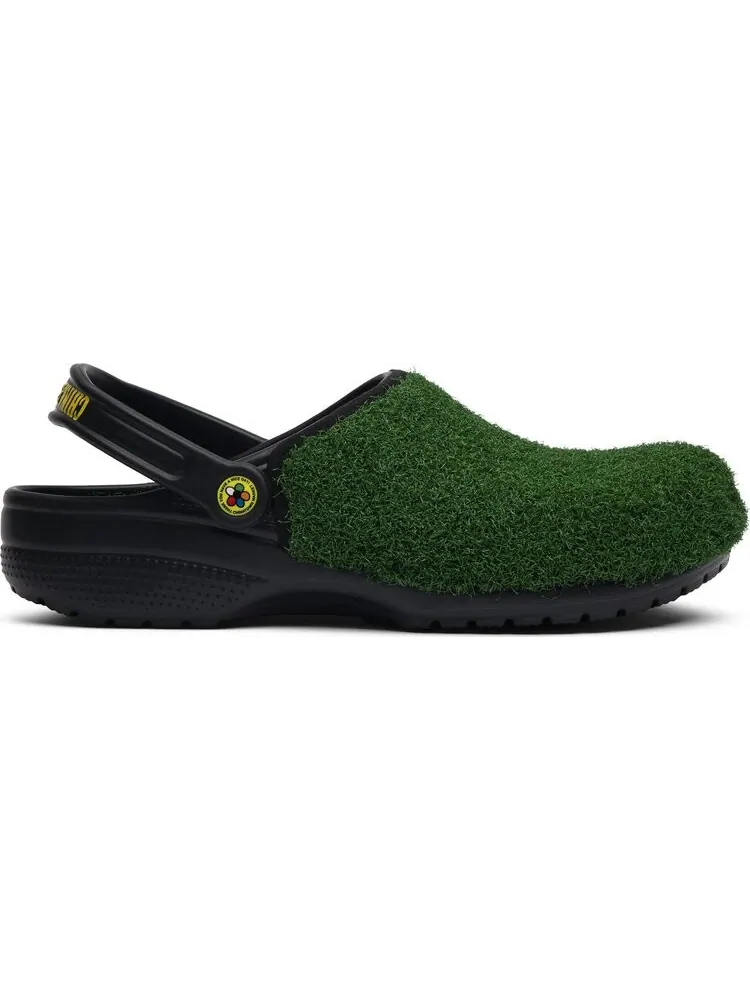 Кроссовки Chinatown Market x Clog Grass Turf — изображение 1 из 8, зеленый