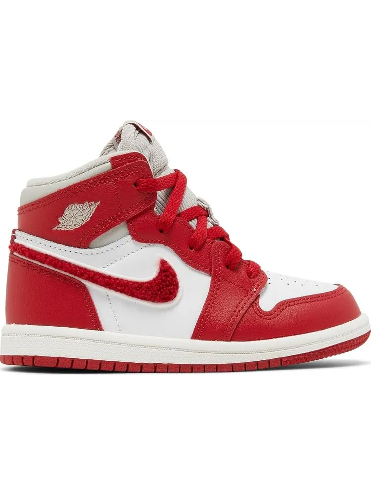 Кроссовки Air Jordan 1 Retro High OG TD Newstalgia Chenille — изображение 1 из 8, красный
