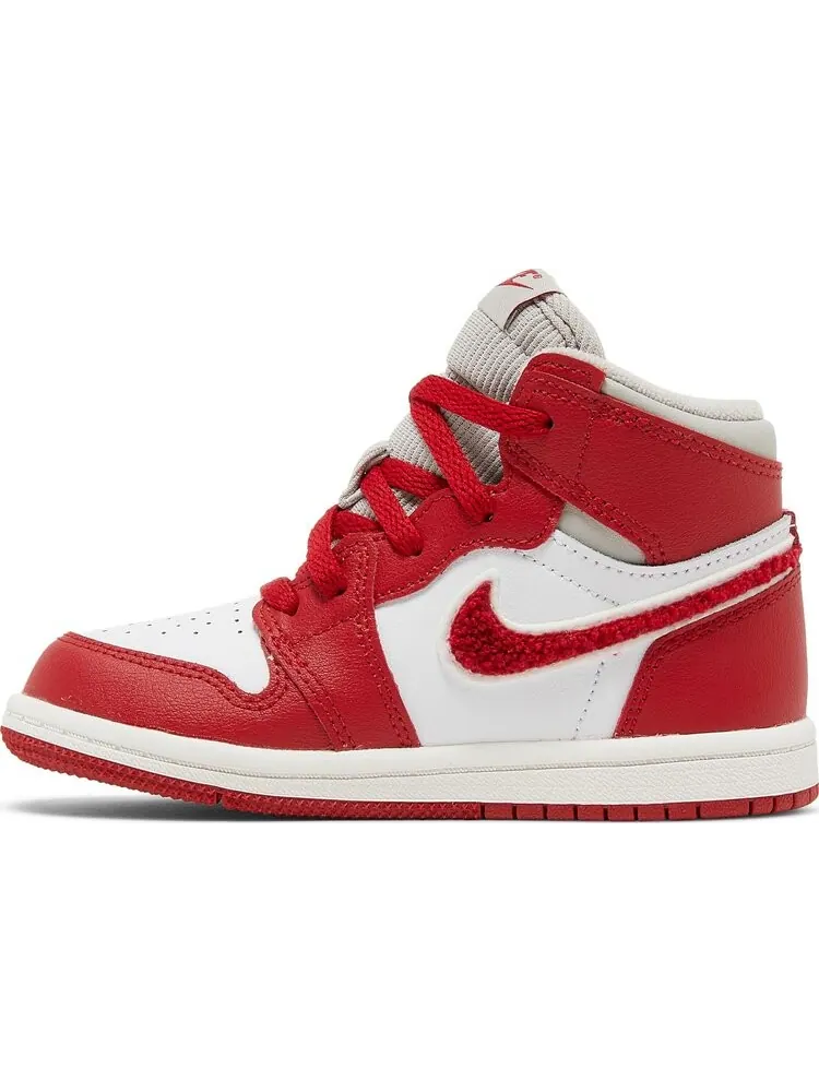 Кроссовки Air Jordan 1 Retro High OG TD Newstalgia Chenille — изображение 3 из 8, красный