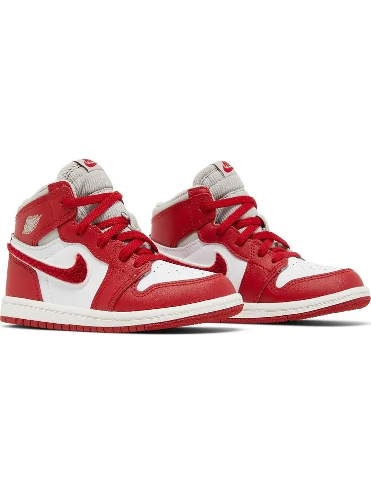 Кроссовки Air Jordan 1 Retro High OG TD Newstalgia Chenille — изображение 8 из 8, красный