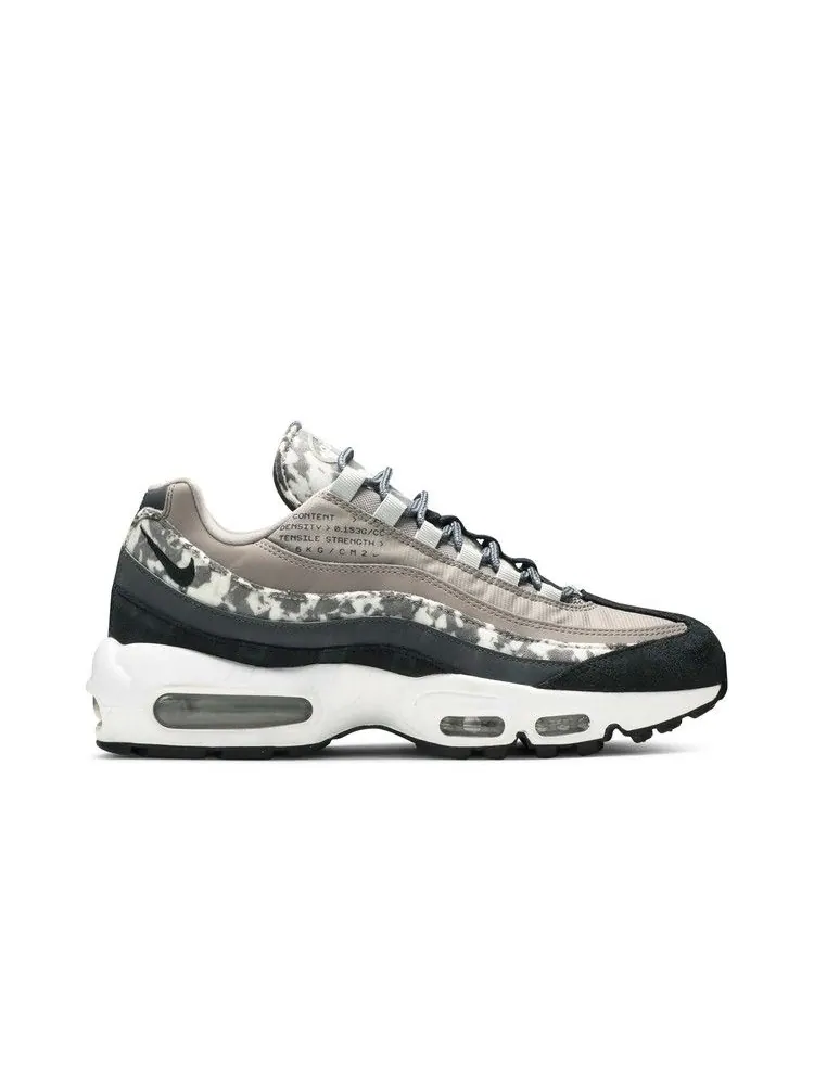 Кроссовки Nike Air Max 95 SE 'Enigma Stone Camo' — изображение 2 из 9, черный/белый/серый