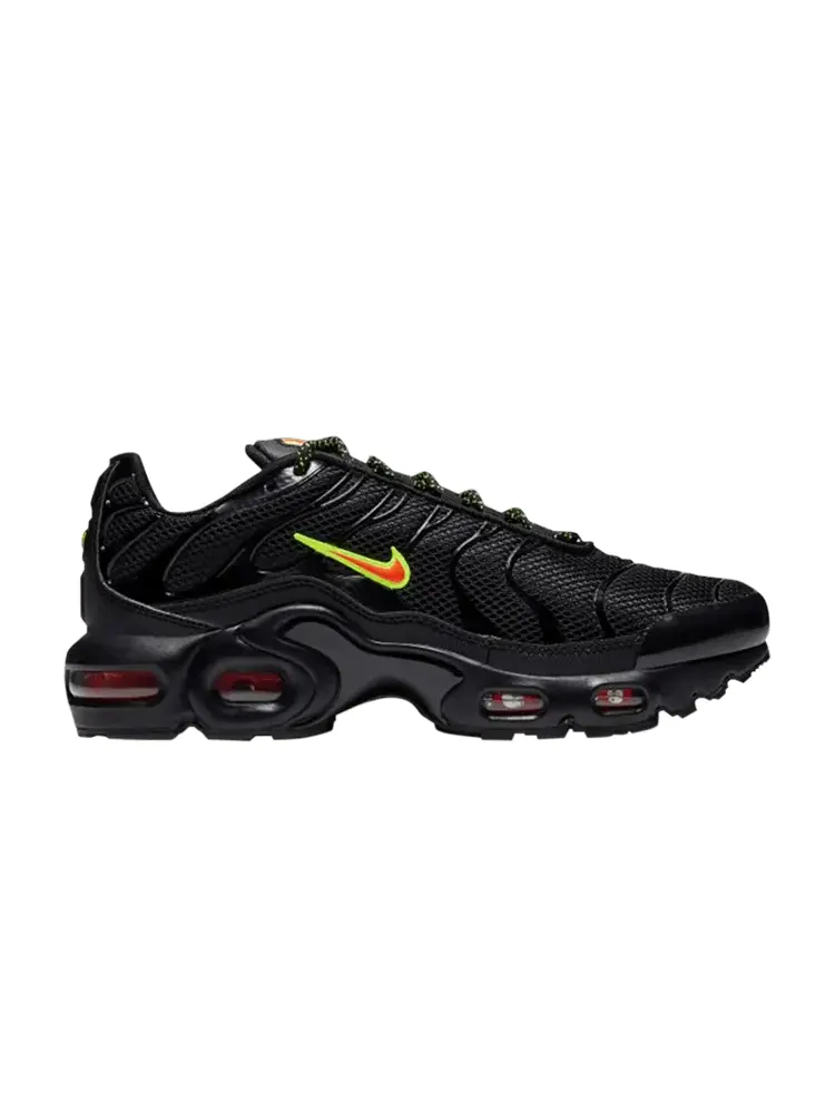 Кроссовки Nike Air Max Plus GS 'Black Volt Hyper Crimson' — изображение 1 из 1, черный