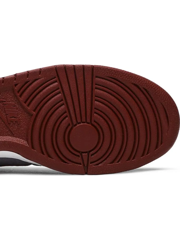 Кроссовки Nike Dunk Low Retro Vol. 1 SP 'Plum' — изображение 5 из 8, фиолетовый