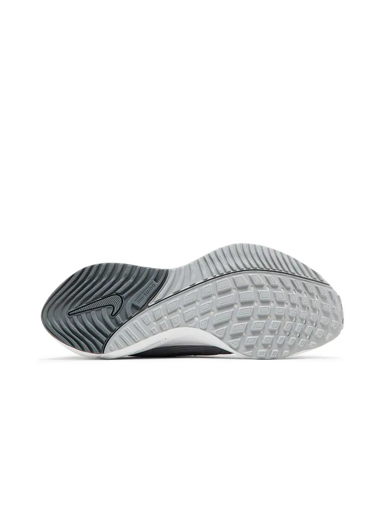 Кроссовки Wmns Air Zoom Vomero 15 'Pure Platinum Metallic Silver' — изображение 4 из 8