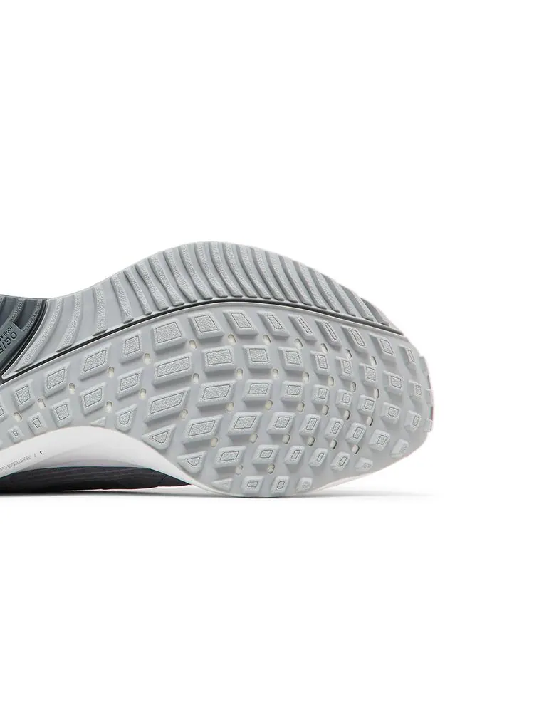 Кроссовки Wmns Air Zoom Vomero 15 'Pure Platinum Metallic Silver' — изображение 5 из 8