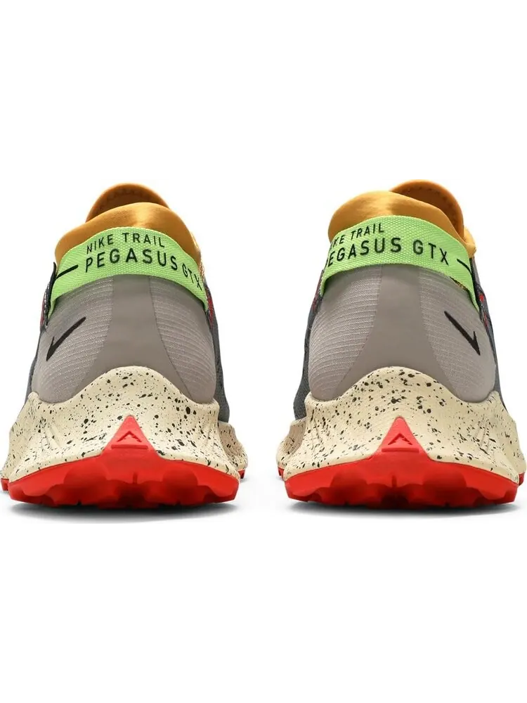 Кроссовки Nike Wmns Pegasus Trail 2 GTX 'Smoke Grey Bucktan' — изображение 6 из 8, серый