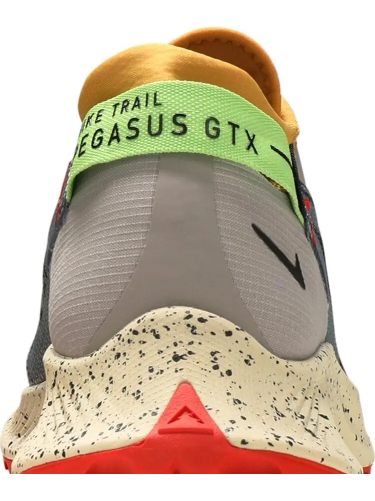Кроссовки Nike Wmns Pegasus Trail 2 GTX 'Smoke Grey Bucktan' — изображение 7 из 8, серый