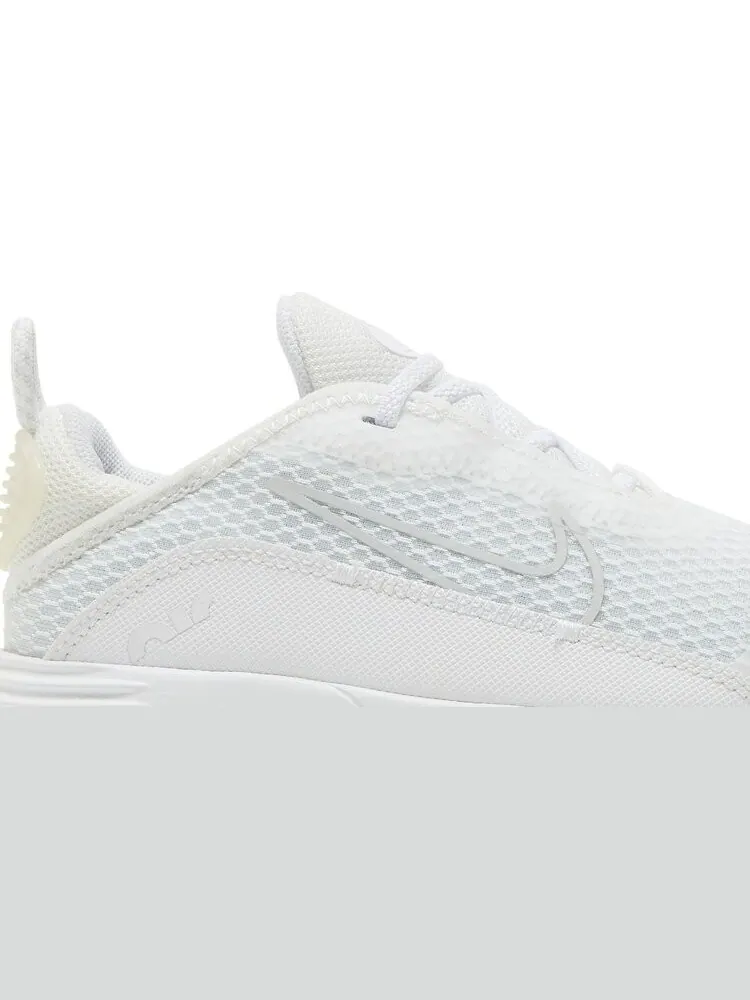 Кроссовки Nike Air Max 2090 TD 'Pure Platinum' — изображение 2 из 8, белый