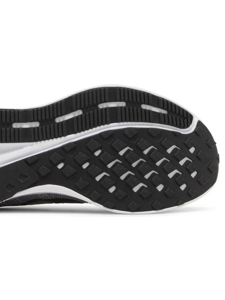 Кроссовки Nike Run Swift 2 'Particle Grey' — изображение 5 из 8, серый