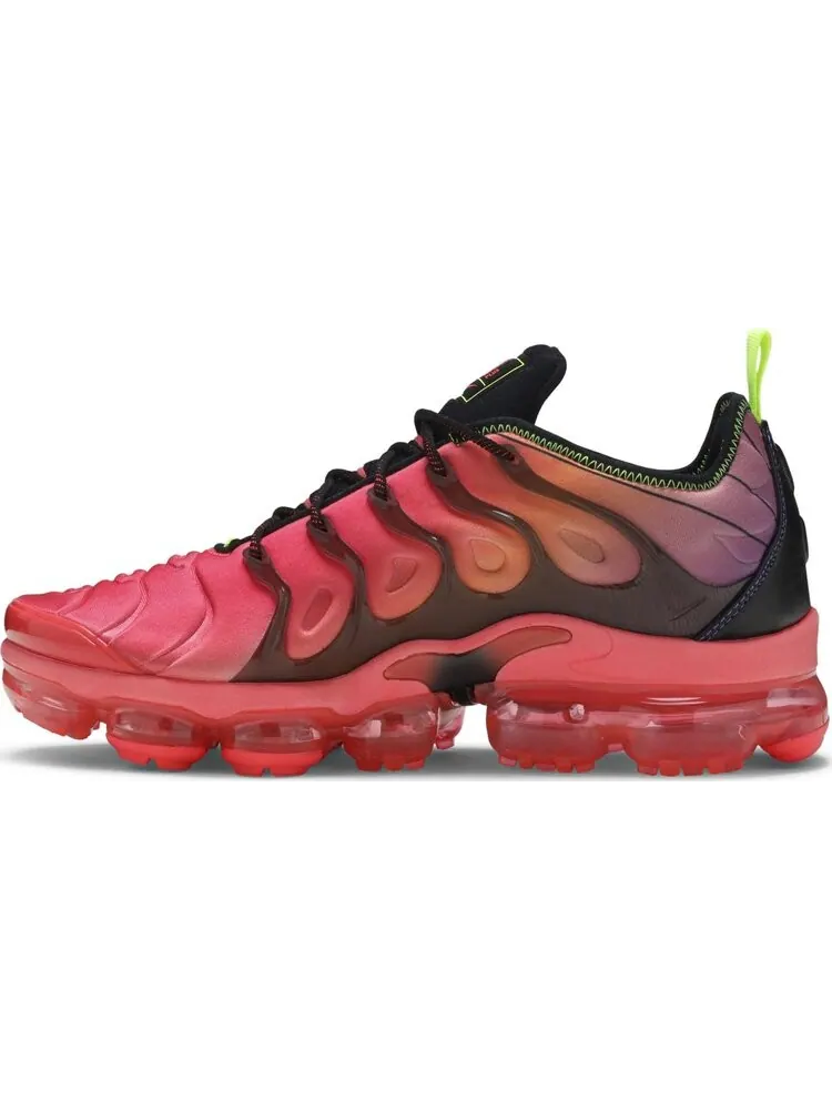 Кроссовки Nike Air VaporMax Plus 'Laser Crimson' — изображение 3 из 8, красный