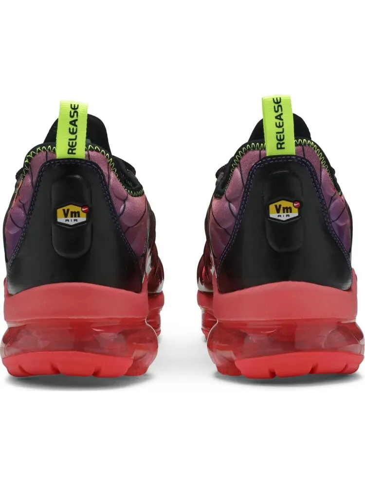 Кроссовки Nike Air VaporMax Plus 'Laser Crimson' — изображение 6 из 8, красный