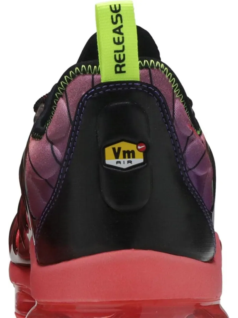 Кроссовки Nike Air VaporMax Plus 'Laser Crimson' — изображение 7 из 8, красный
