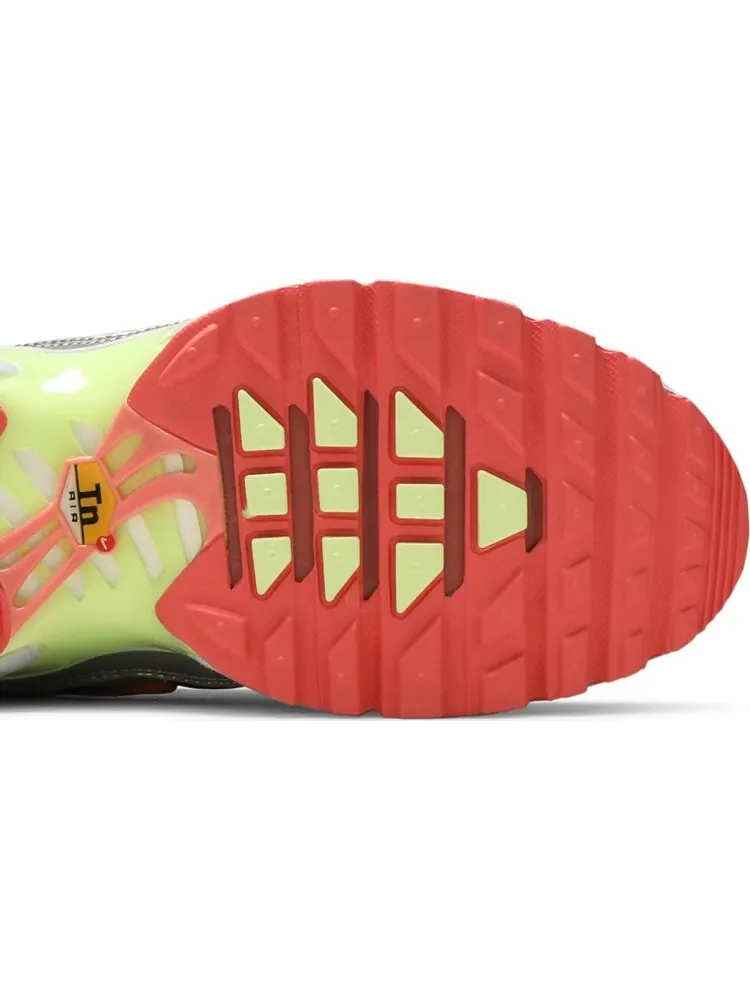 Кроссовки Nike Wmns Air Max Plus 'Ultraman' — изображение 5 из 8, синий