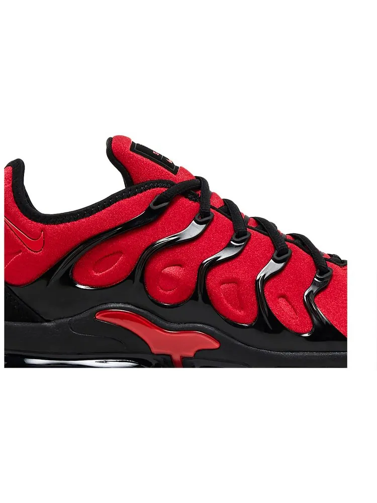 Кроссовки Nike Air VaporMax Plus 'University Red' 2024 — изображение 2 из 8, красный