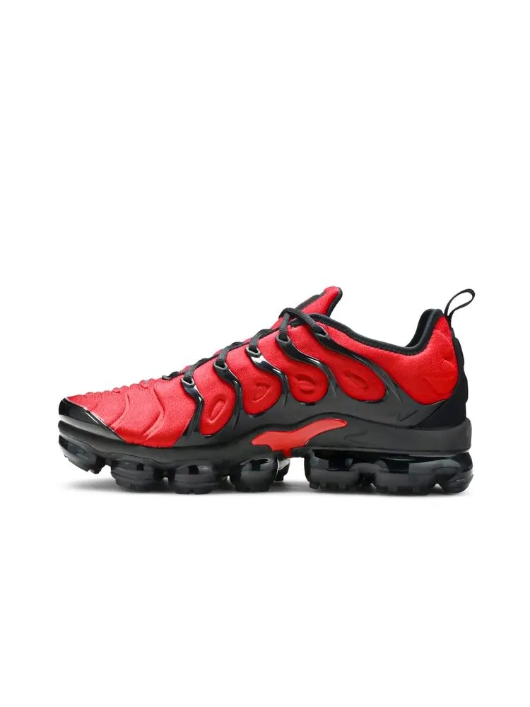 Кроссовки Nike Air VaporMax Plus — изображение 3 из 4, красный