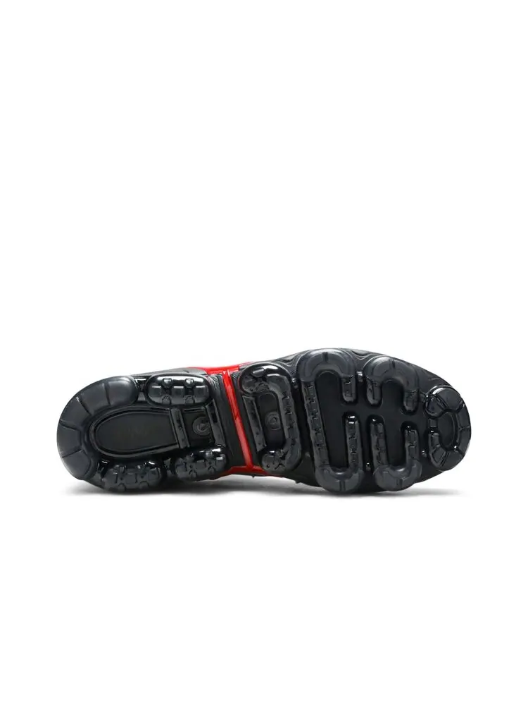 Кроссовки Nike Air VaporMax Plus — изображение 4 из 4, красный