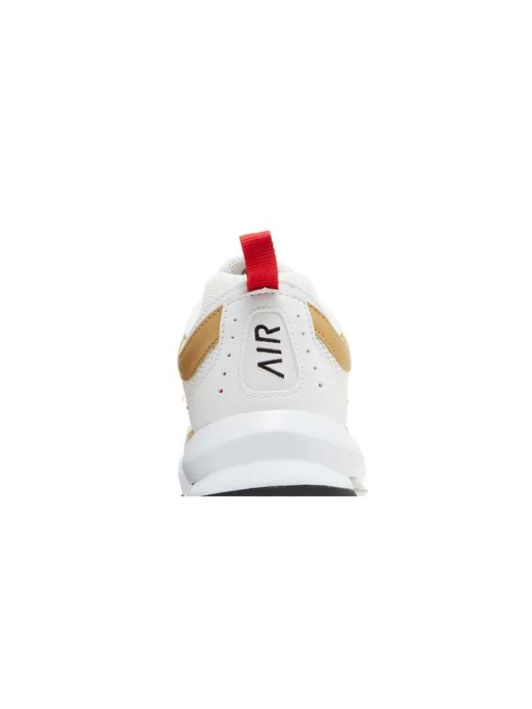 Кроссовки Wmns Air Max AP 'White Metallic Gold' — изображение 7 из 8