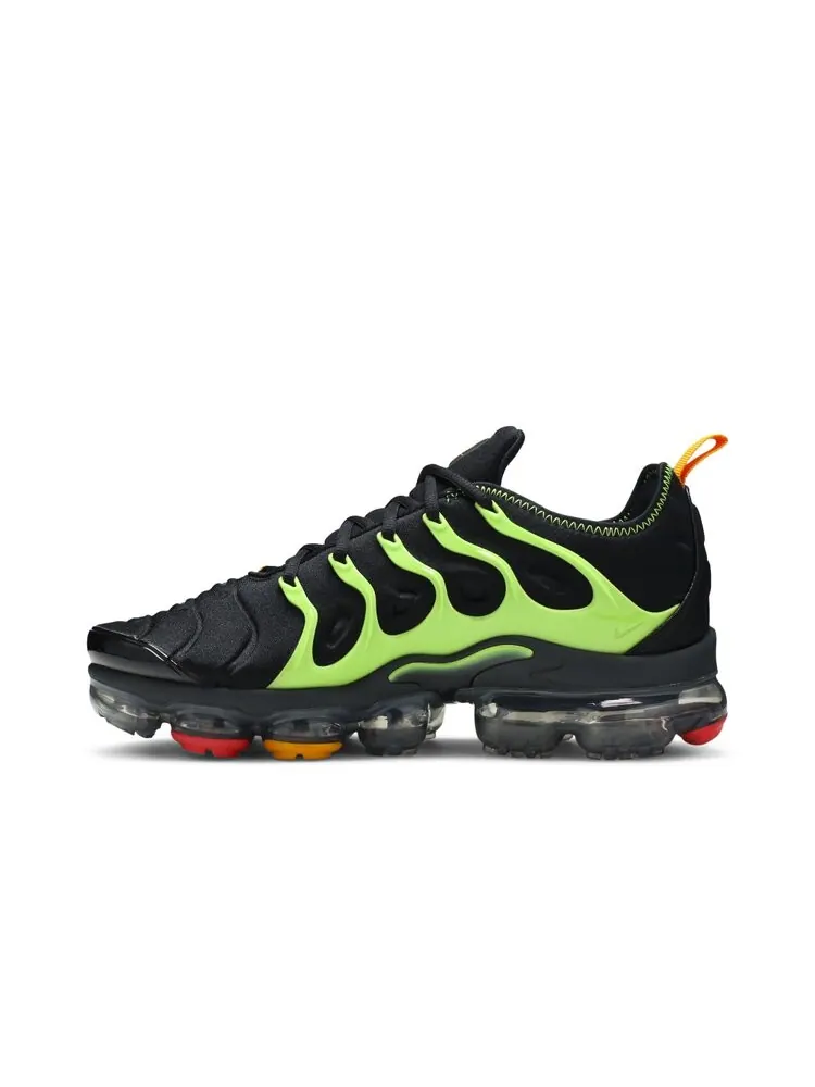 Кроссовки Nike Air VaporMax Plus — изображение 3 из 4, черный