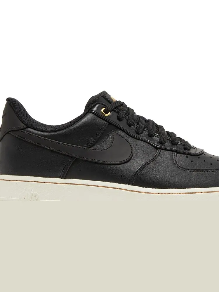 Кроссовки Nike Air Force 1 Premium 'Black Pack' — изображение 2 из 8, черный