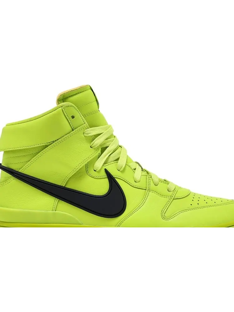 Кроссовки Nike Dunk High x AMBUSH 'Flash Lime' — изображение 2 из 10, желтый