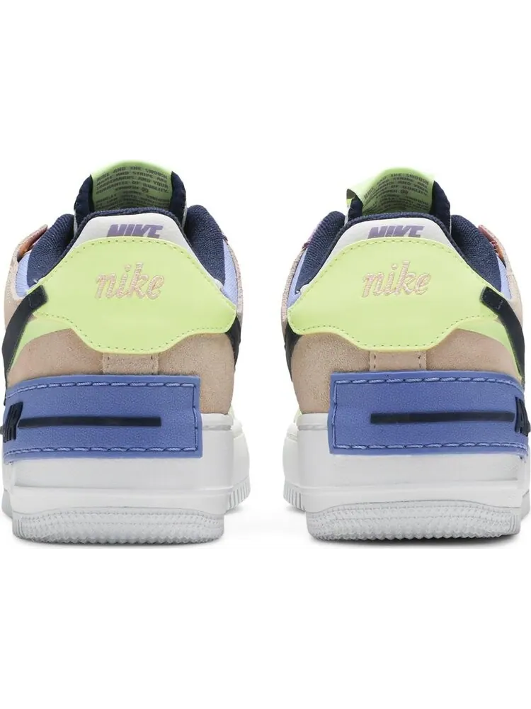 Кроссовки Nike Wmns Air Force 1 Shadow 'Crimson Tint Volt' — изображение 6 из 8, белый