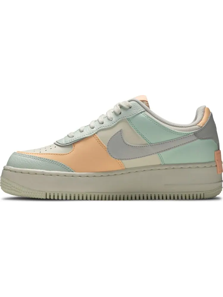 Кроссовки Nike Wmns Air Force 1 Shadow 'Barely Green Crimson Tint' — изображение 3 из 8, оранжевый