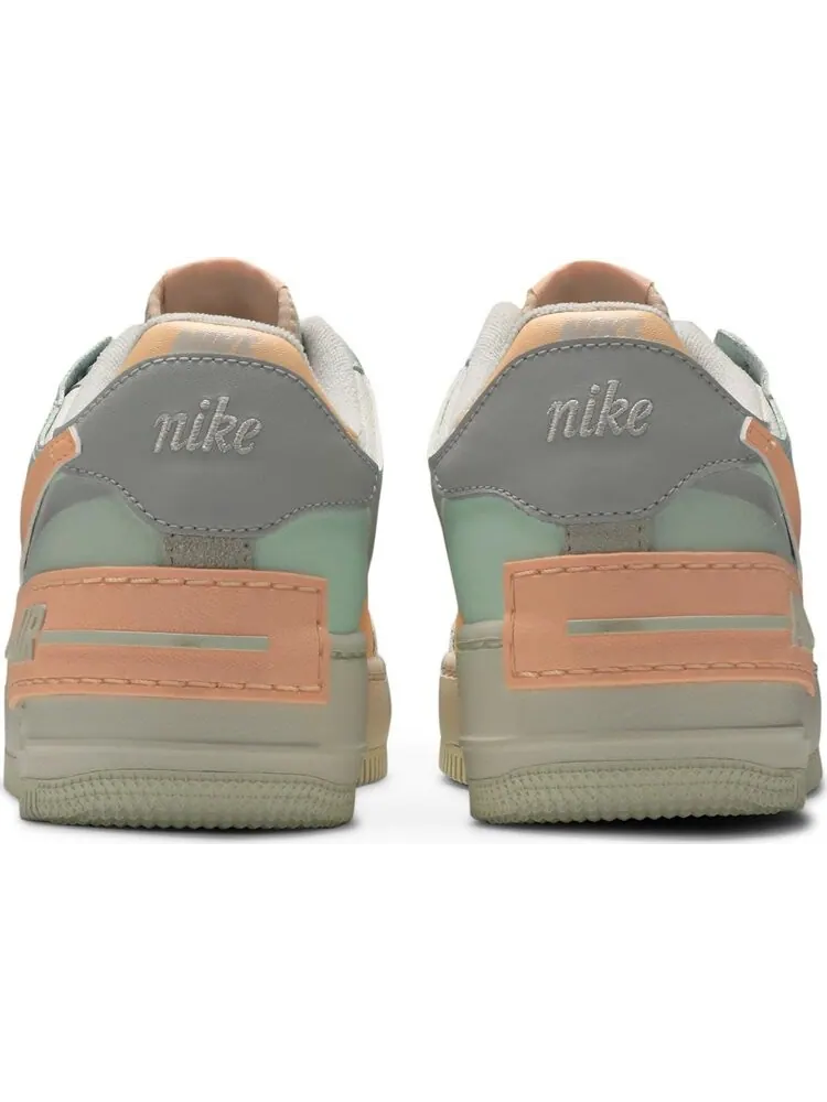 Кроссовки Nike Wmns Air Force 1 Shadow 'Barely Green Crimson Tint' — изображение 6 из 8, оранжевый