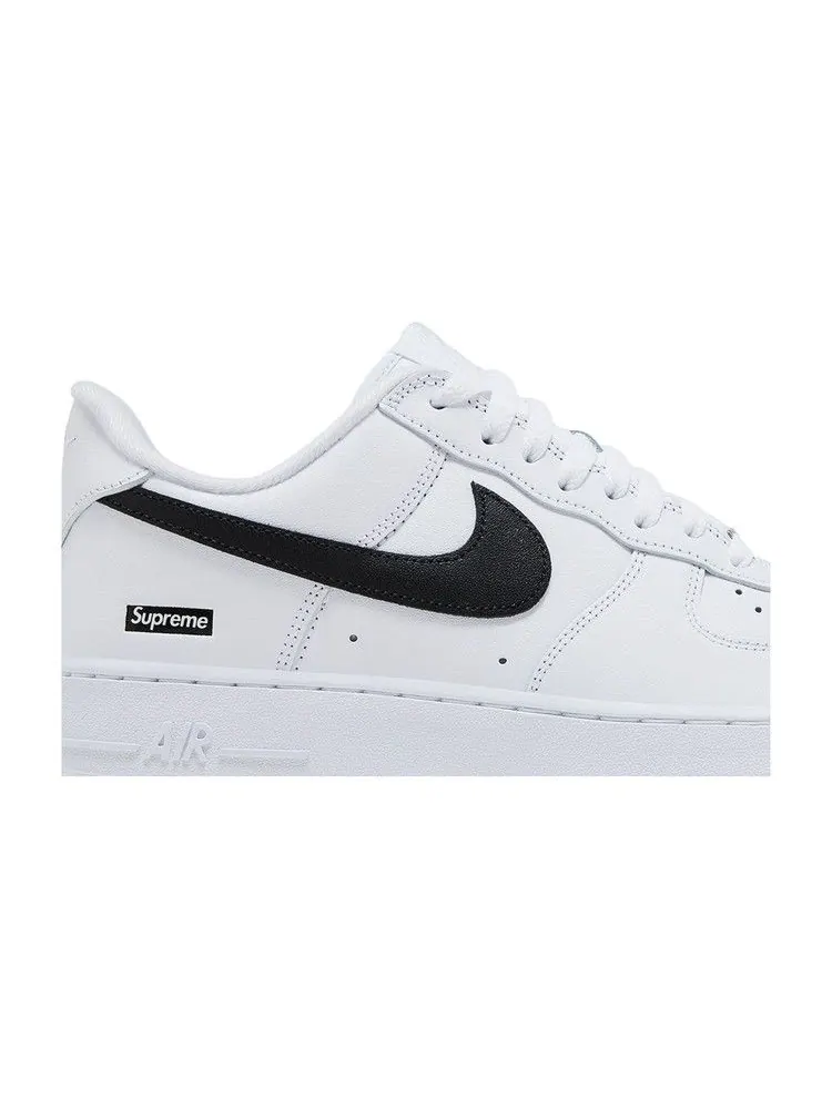 Кроссовки Nike Air Force 1 Low Supreme Box Logo — изображение 2 из 8, белый