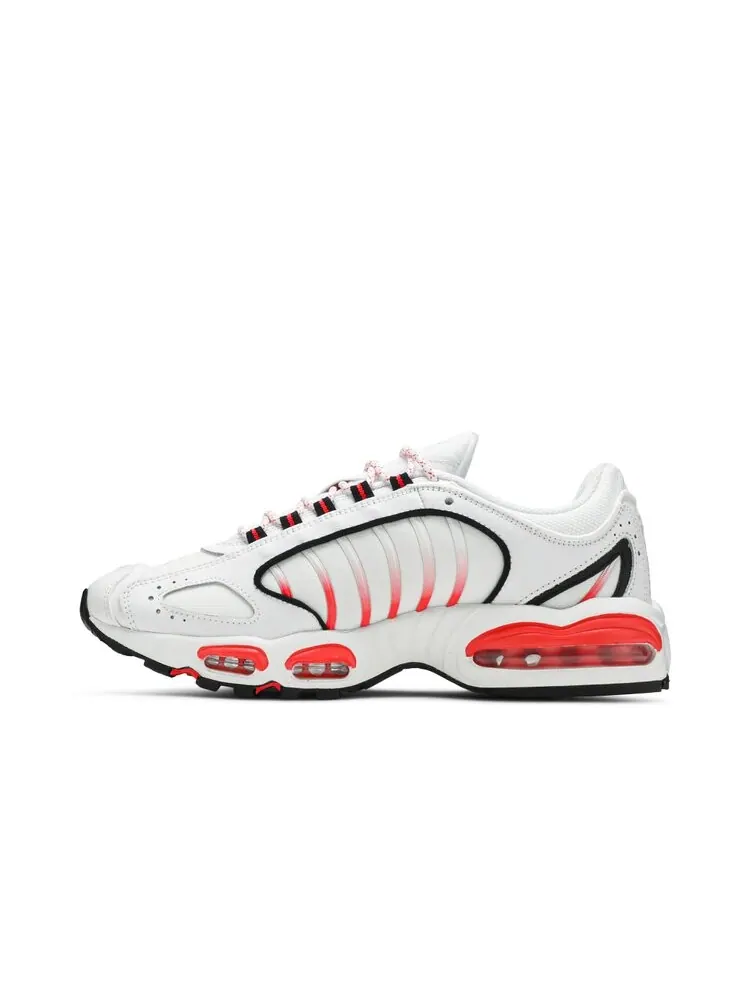 Кроссовки Nike Air Max Tailwind 4 SE — изображение 3 из 4, белый